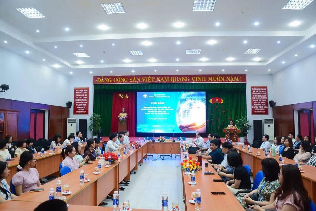 Toàn cảnh tọa đàm ứng dụng CNTT và Trí tuệ nhân tạo (AI)